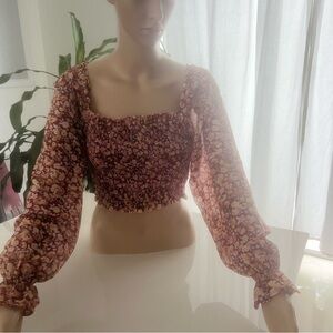 Japna flower print long sleeve cropped top